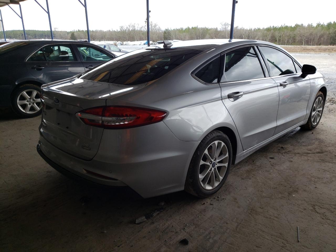 Photo 15 from auction – 2020 FORD FUSION SE with VIN 3FA6P0LU5LR224489