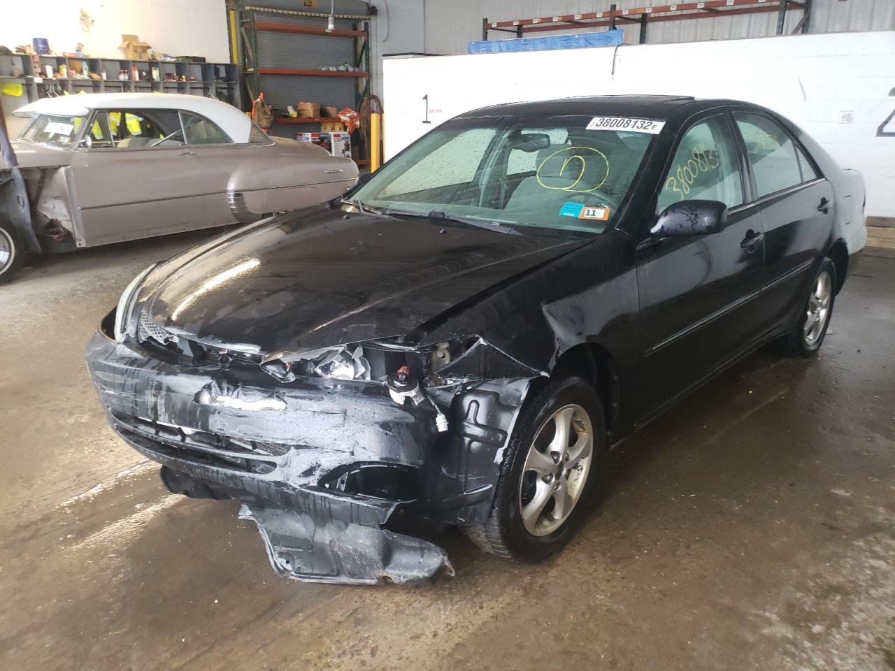 Photo 2 from auction – 2004 TOYOTA CAMRY LE with VIN 4T1BE30K24U353881