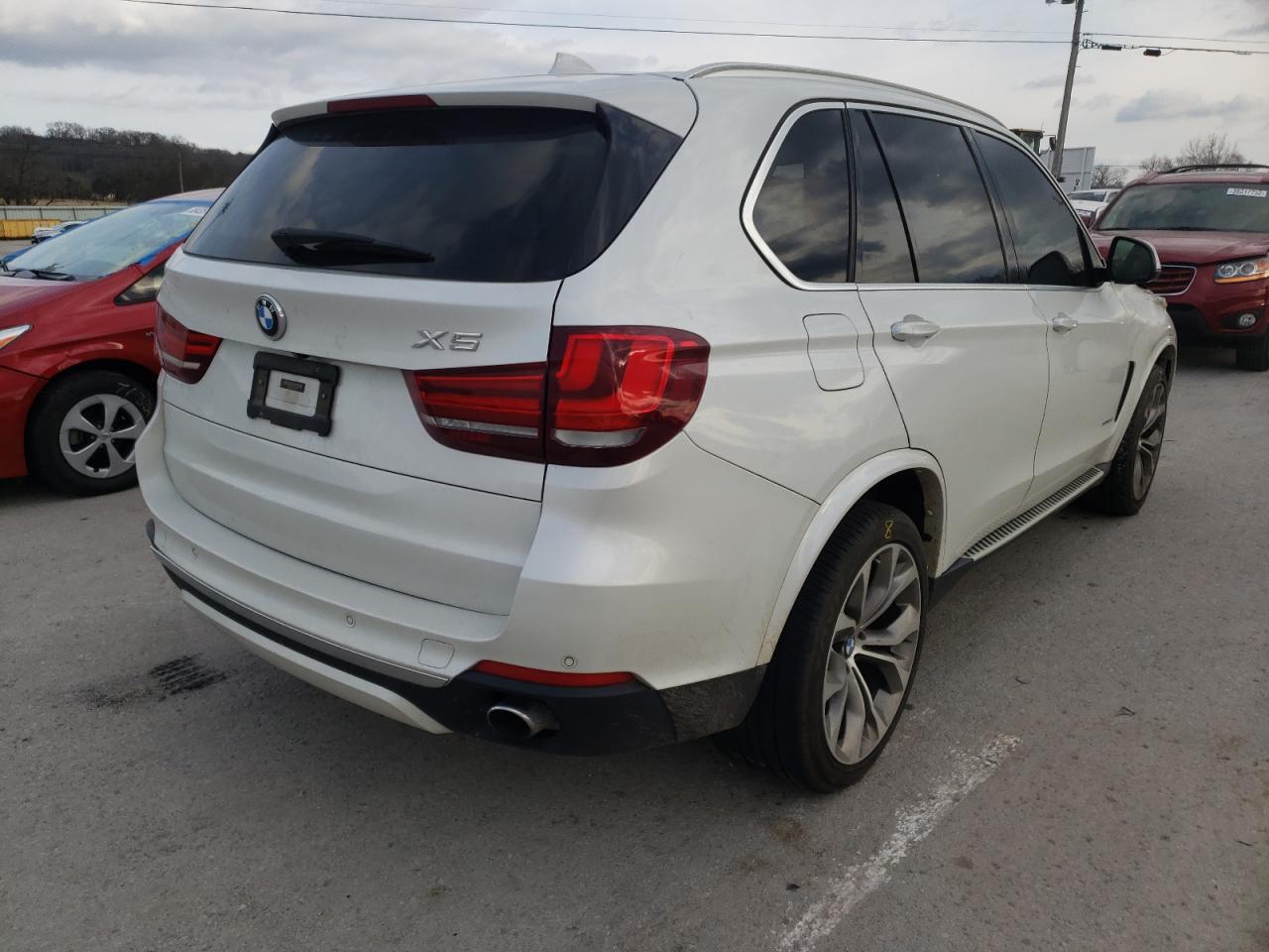 Photo 4 from auction – 2015 BMW X5 SDRIVE3 with VIN 5UXKR2C5XF0H37430