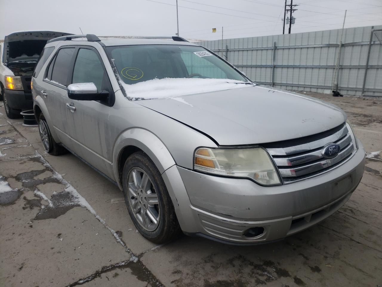 FORD TAURUS X L 2008 with VIN 1FMDK06WX8GA17104 - Photo from auction