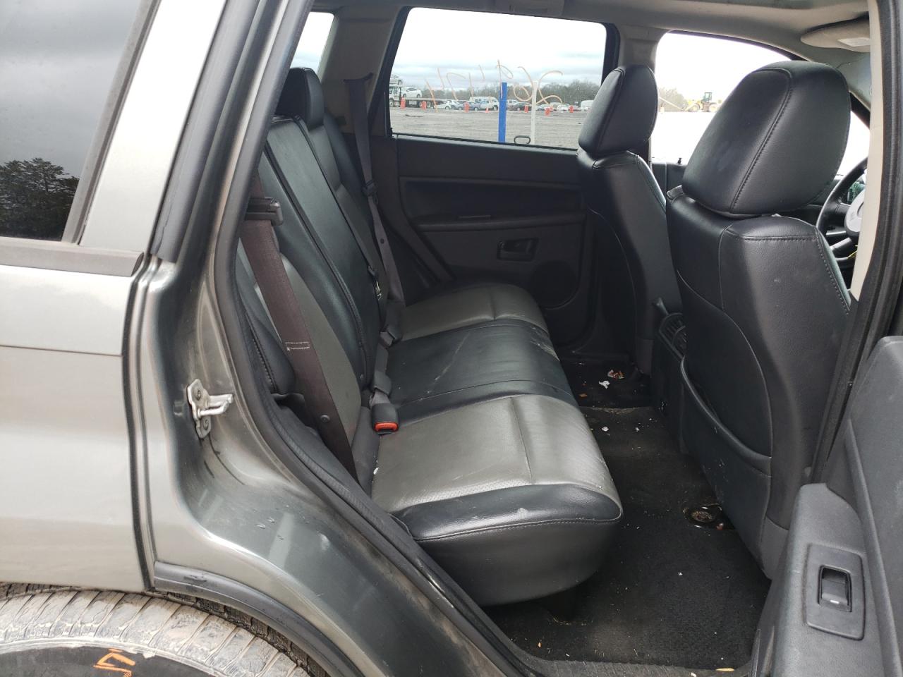 Photo 6 from auction – 2008 JEEP GRAND CHER with VIN 1J8HR48N58C133422