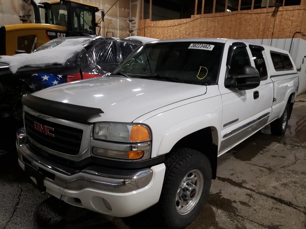 Photo 2 from auction – 2004 GMC SIERRA K25 with VIN 1GTHK29U24E308133