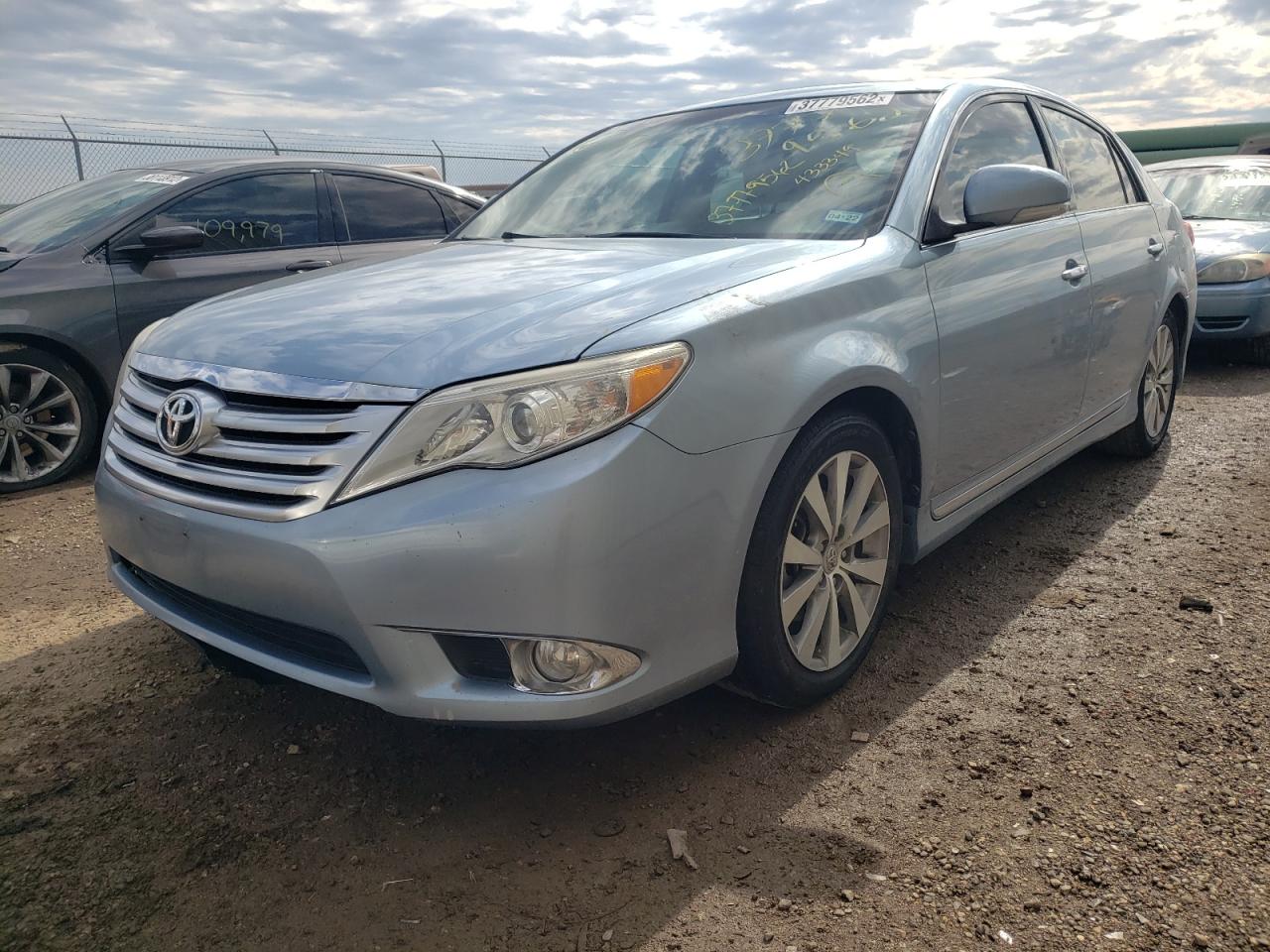 Photo 2 from auction – 2011 TOYOTA AVALON BAS with VIN 4T1BK3DB3BU433349