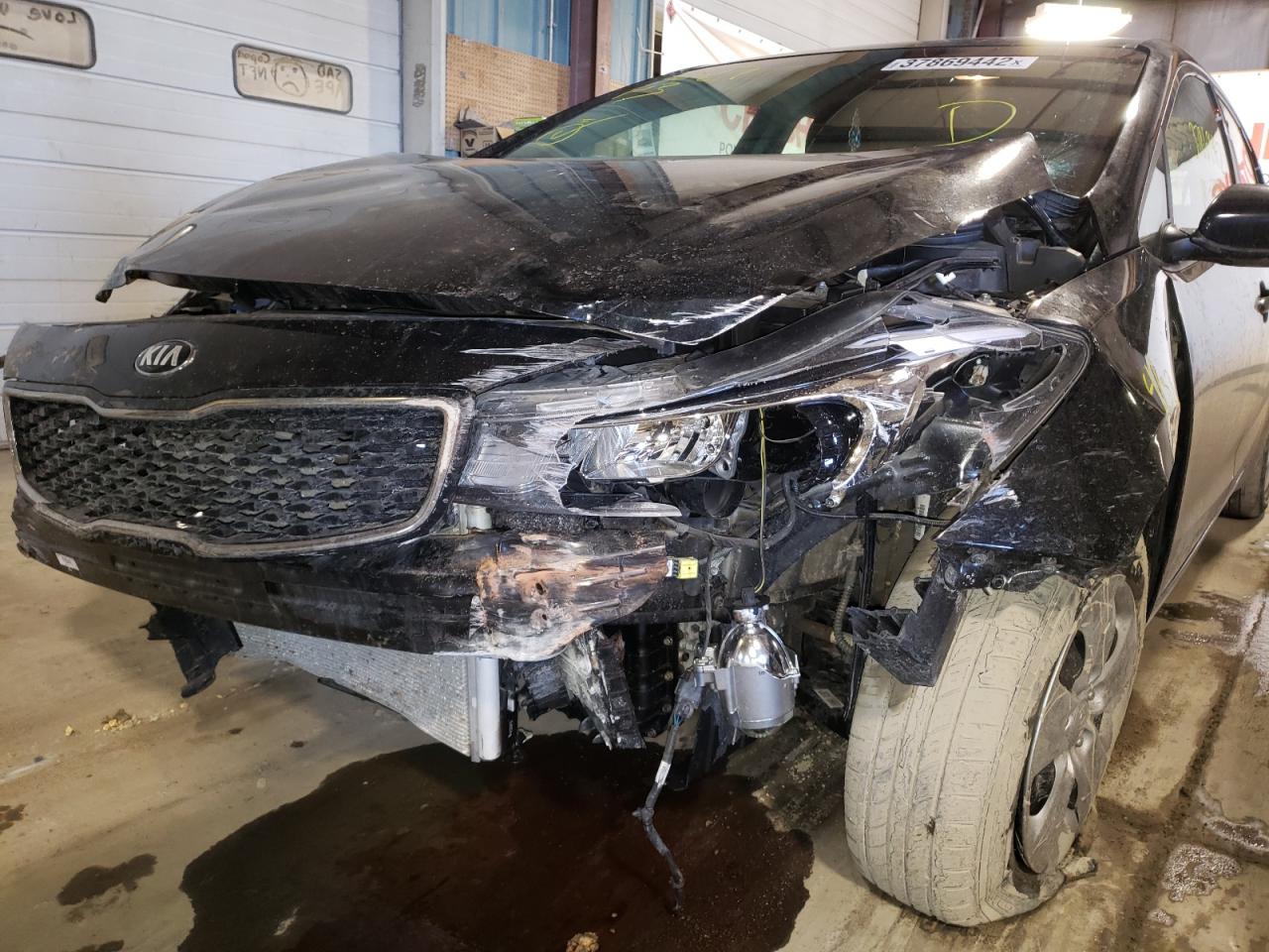 Photo 9 from auction – 2017 KIA FORTE LX with VIN KNAFK5A81H5667371