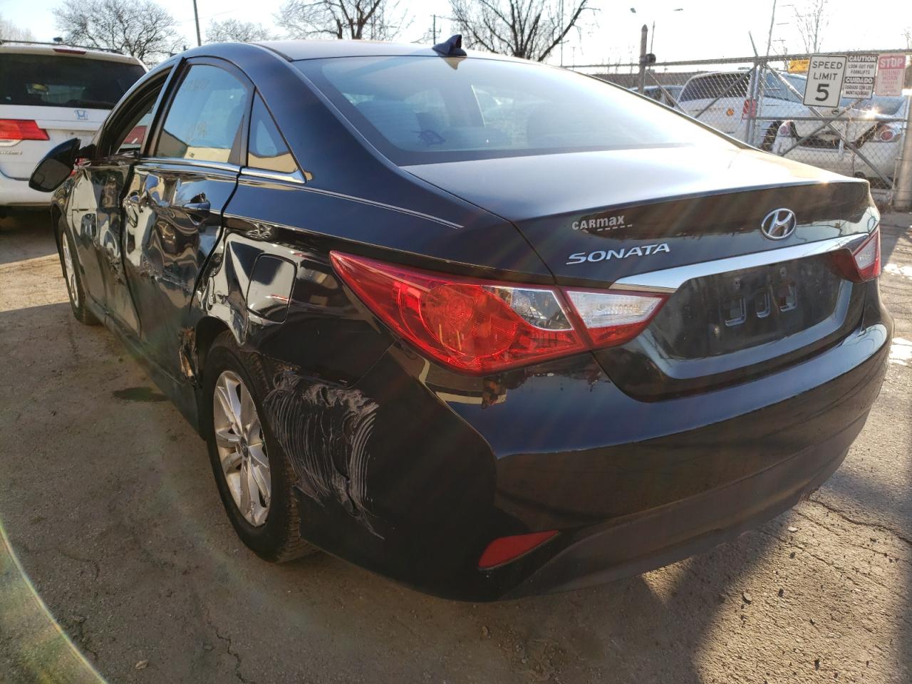 Photo 3 from auction – 2014 HYUNDAI SONATA GLS with VIN 5NPEB4AC7EH899837