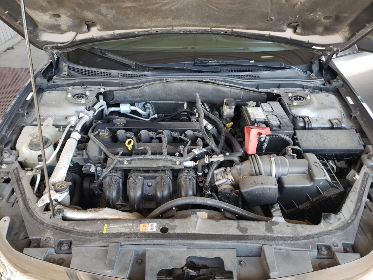 Photo 7 from auction – 2011 FORD FUSION SE with VIN 3FAHP0HA3BR333894