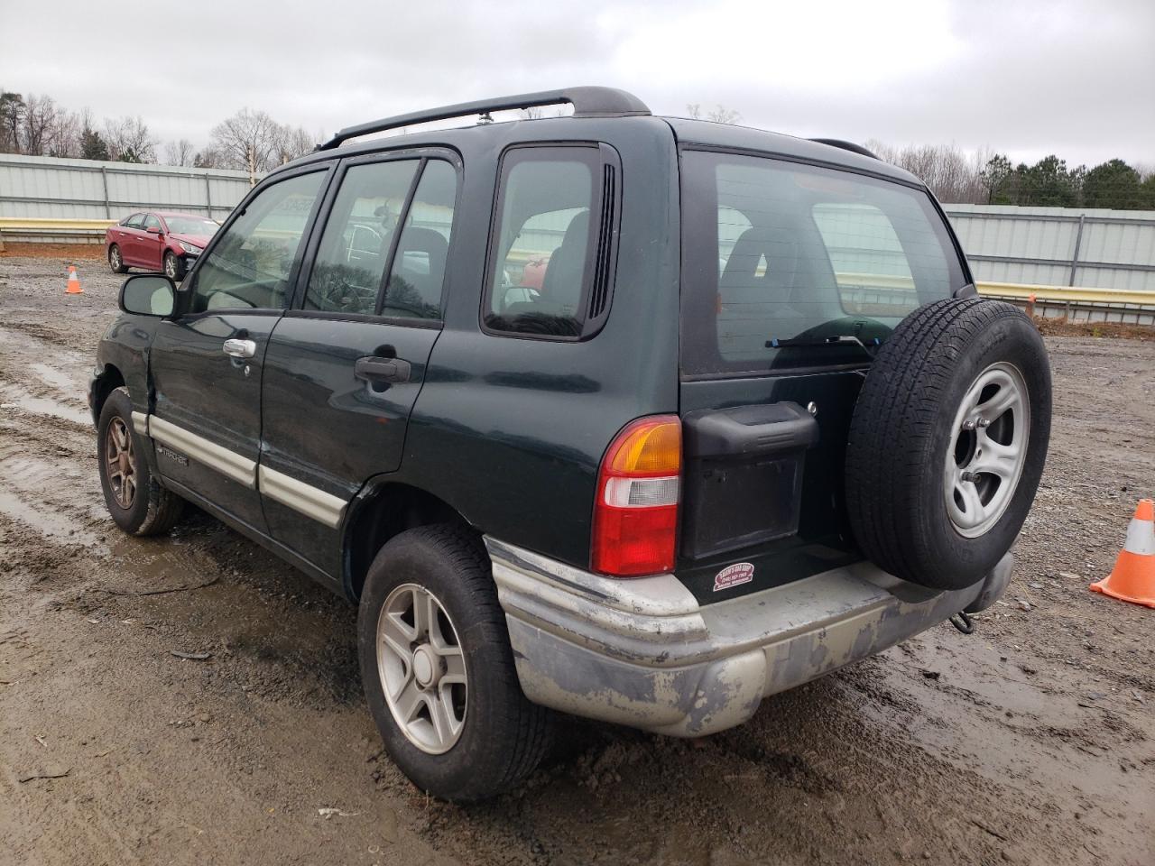 Photo 3 from auction – 2003 CHEVROLET TRACKER with VIN 2CNBJ13C936920654