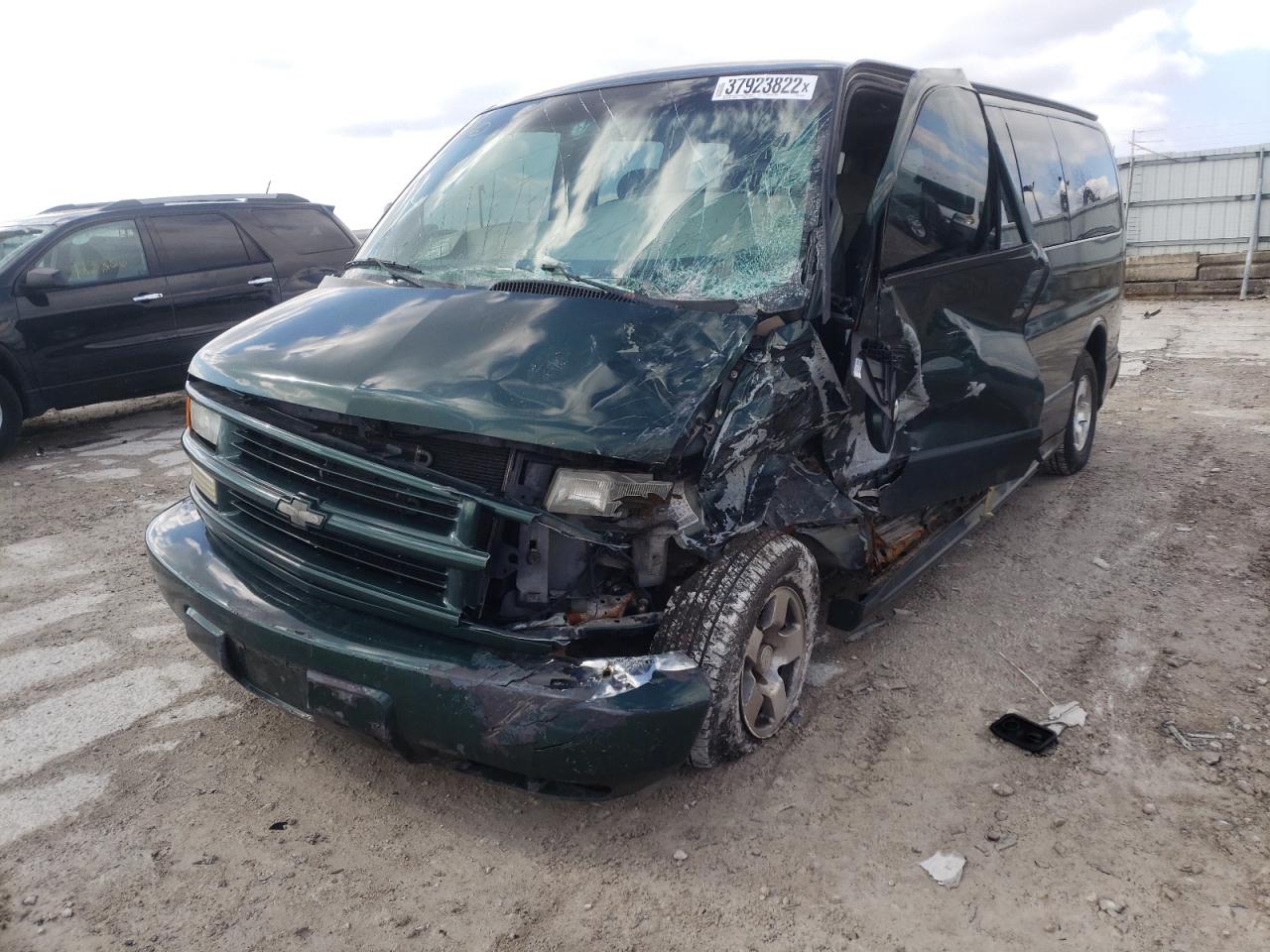 Photo 9 from auction – 2002 CHEVROLET EXPRESS G1 with VIN 1GNFG65R721149445