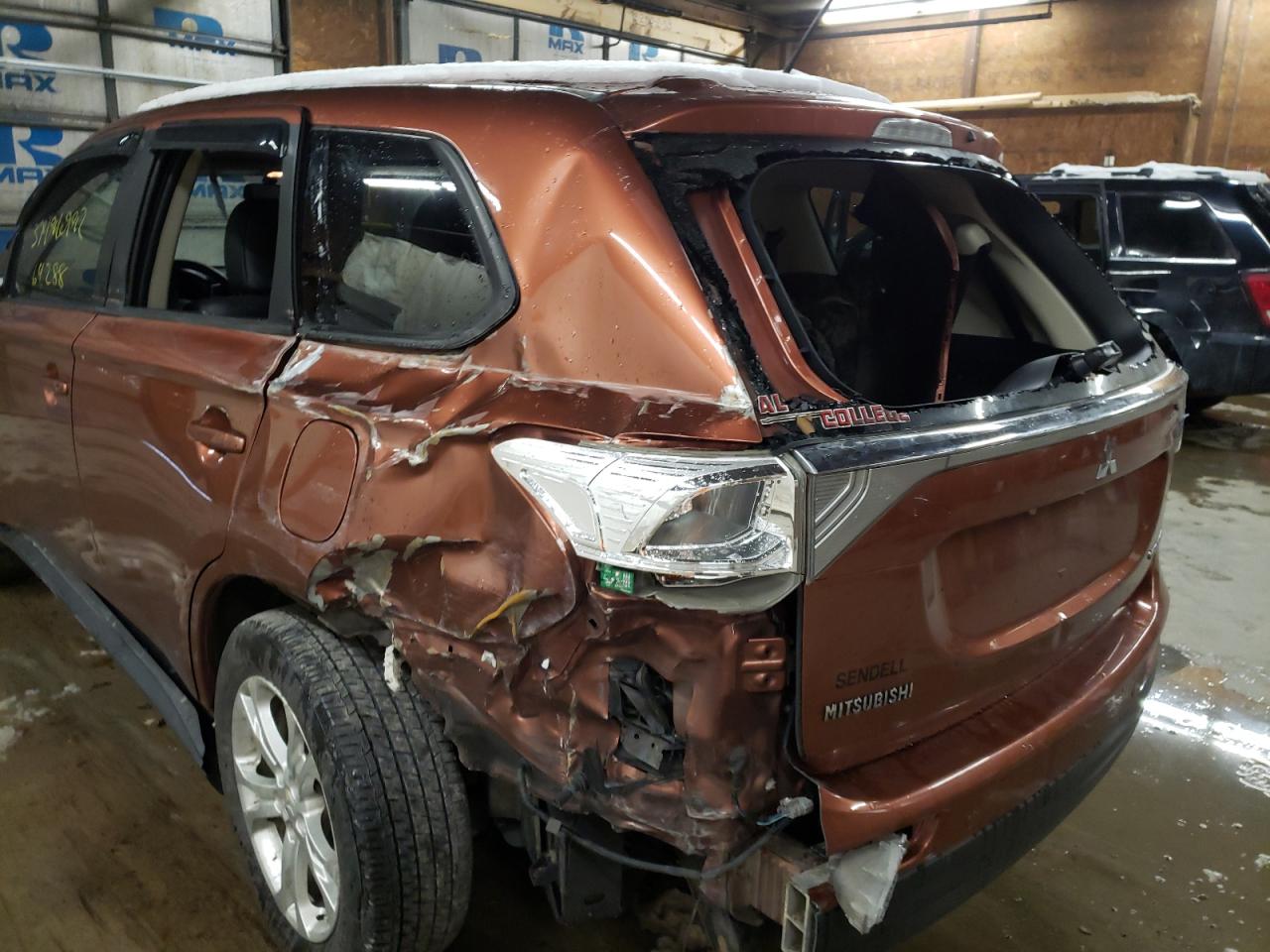 Photo 9 from auction – 2014 MITSUBISHI OUTLANDER with VIN JA4AZ3A34EZ005977