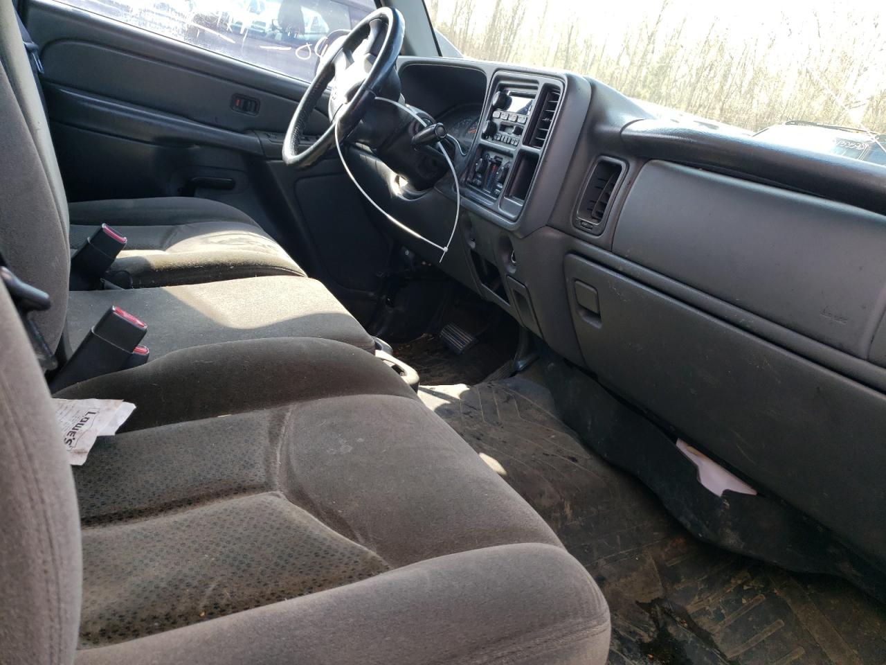Photo 5 from auction – 2005 CHEVROLET 1500 SILVE with VIN 1GCEC19T25Z163218