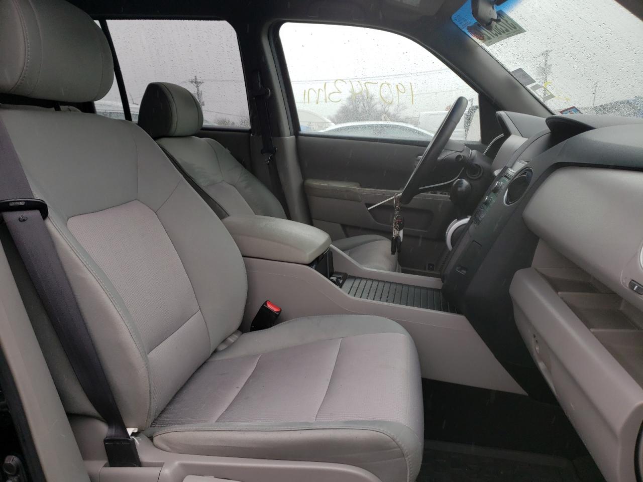 Photo 5 from auction – 2011 HONDA PILOT EX with VIN 5FNYF4H48BB014538