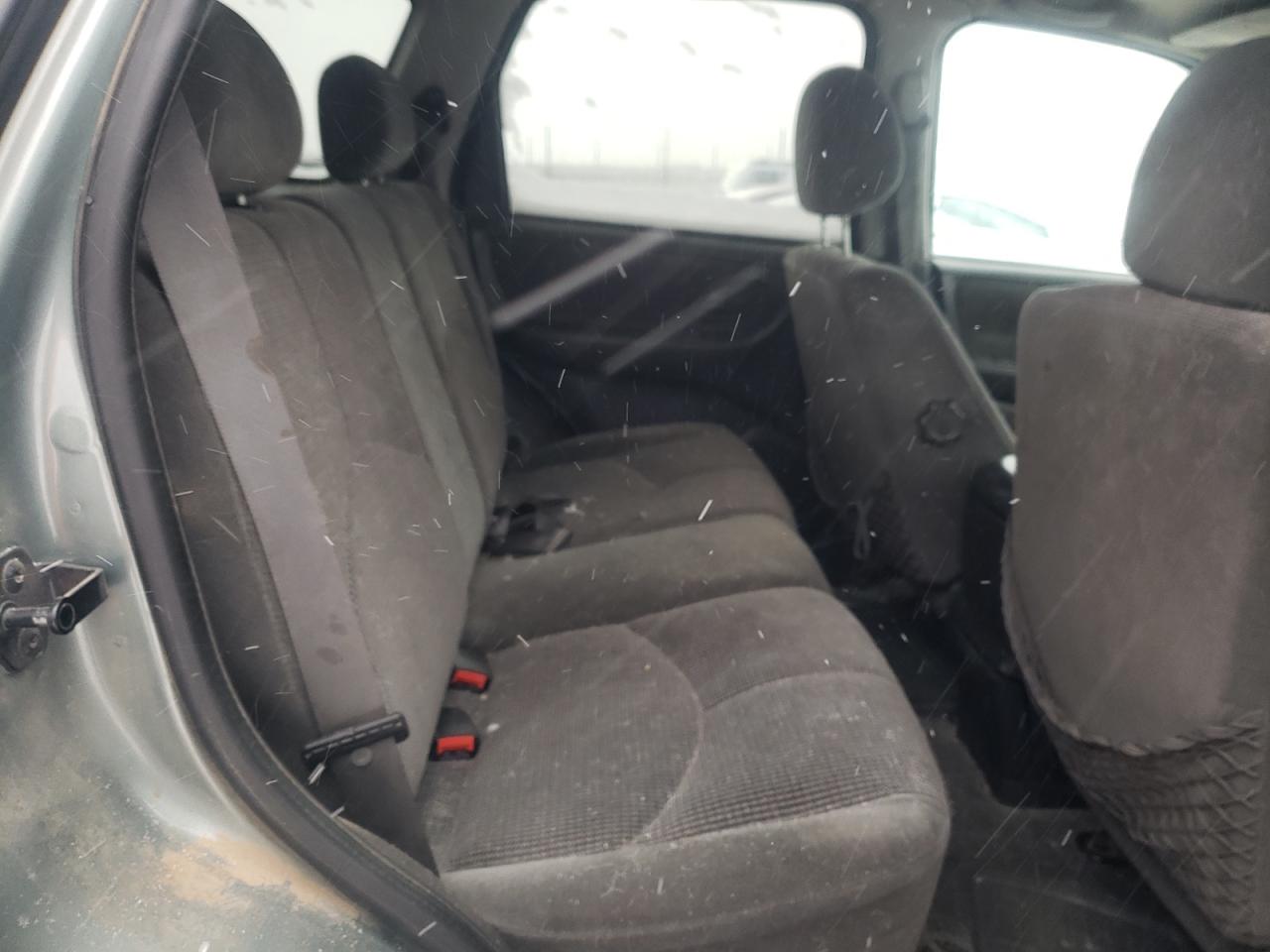 Photo 6 from auction – 2004 MAZDA TRIBUTE LX with VIN 4F2YZ94174KM27430