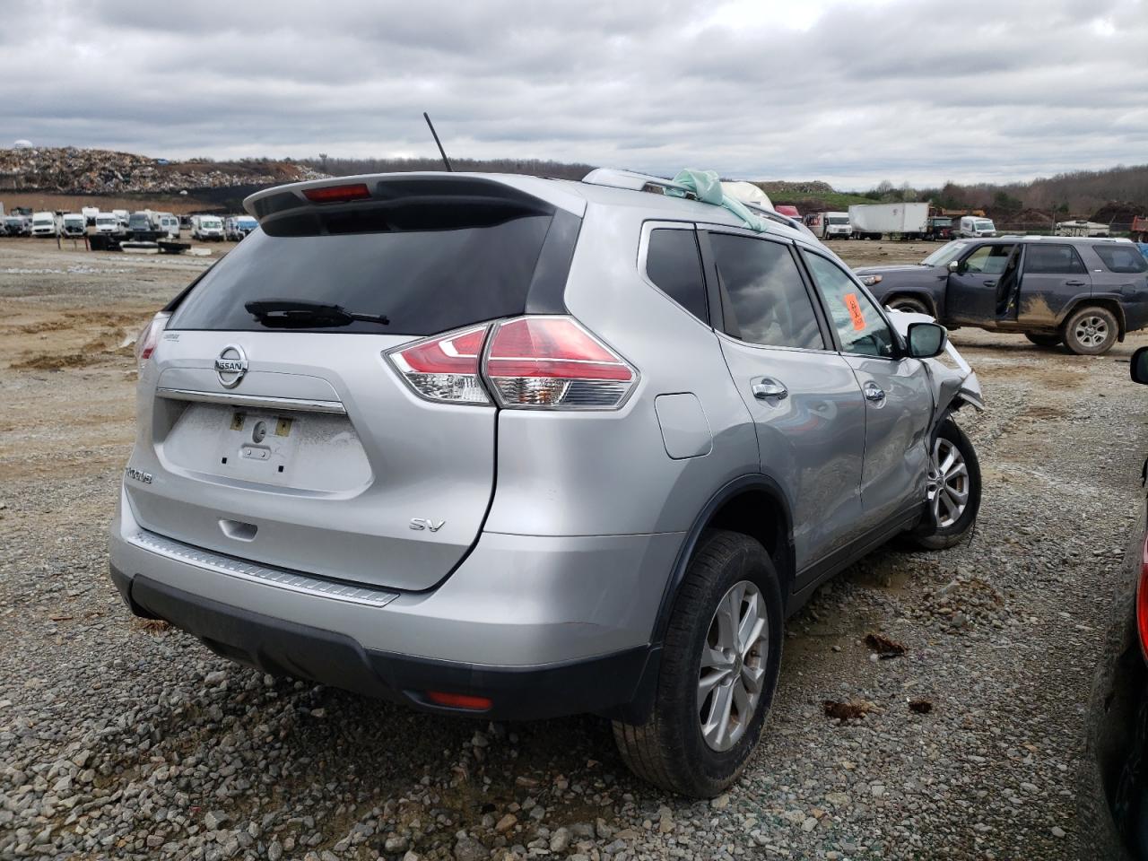 صورة رقم 4 من المزاد - 2016 NISSAN ROGUE S مع VIN KNMAT2MT5GP617651