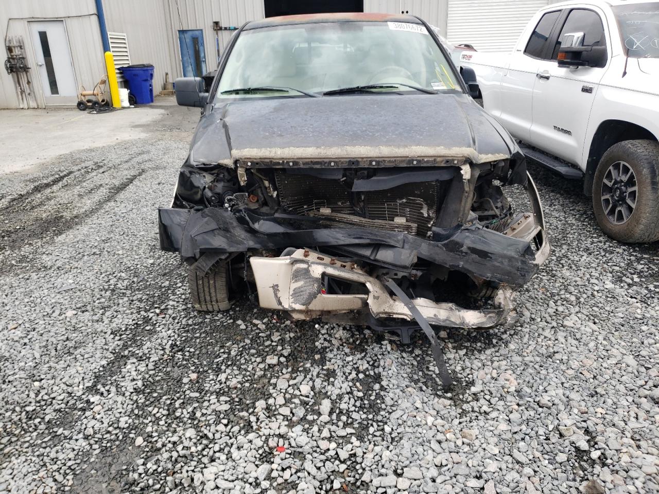 Photo 9 from auction – 2004 FORD F150 SUPER with VIN 1FTPW12584KD18258