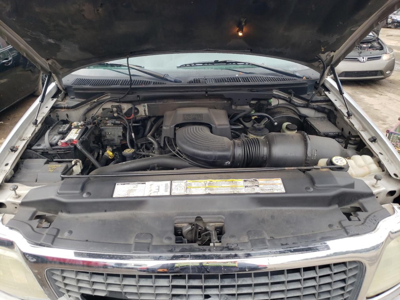 Photo 7 from auction – 2002 FORD EXPEDITION with VIN 1FMRU15LX2LA37431
