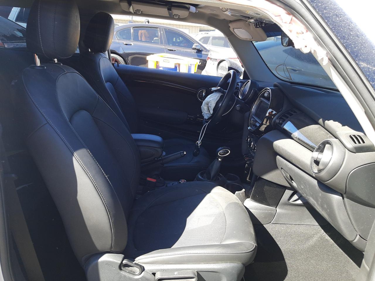 Photo 5 from auction – 2019 MINI COOPER with VIN WMWXP5C5XK2H29645