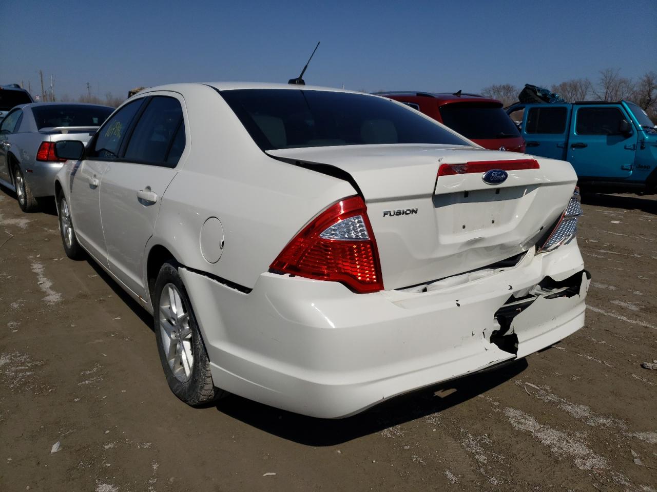 Photo 3 from auction – 2012 FORD FUSION S with VIN 3FAHP0GA5CR181233