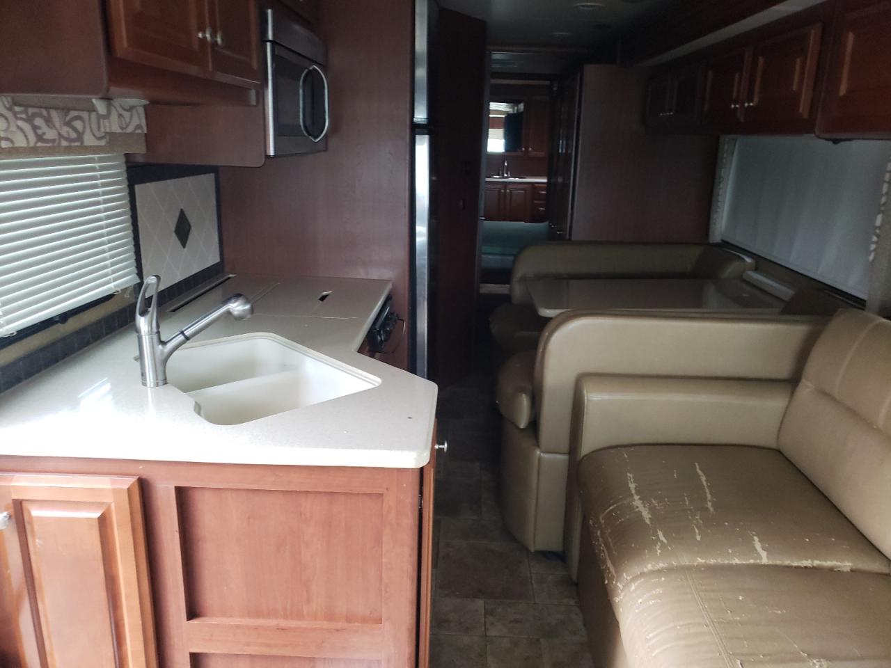 Photo 6 from auction – 2014 THOR PALAZZO with VIN 4UZACJDT2ECFS2588