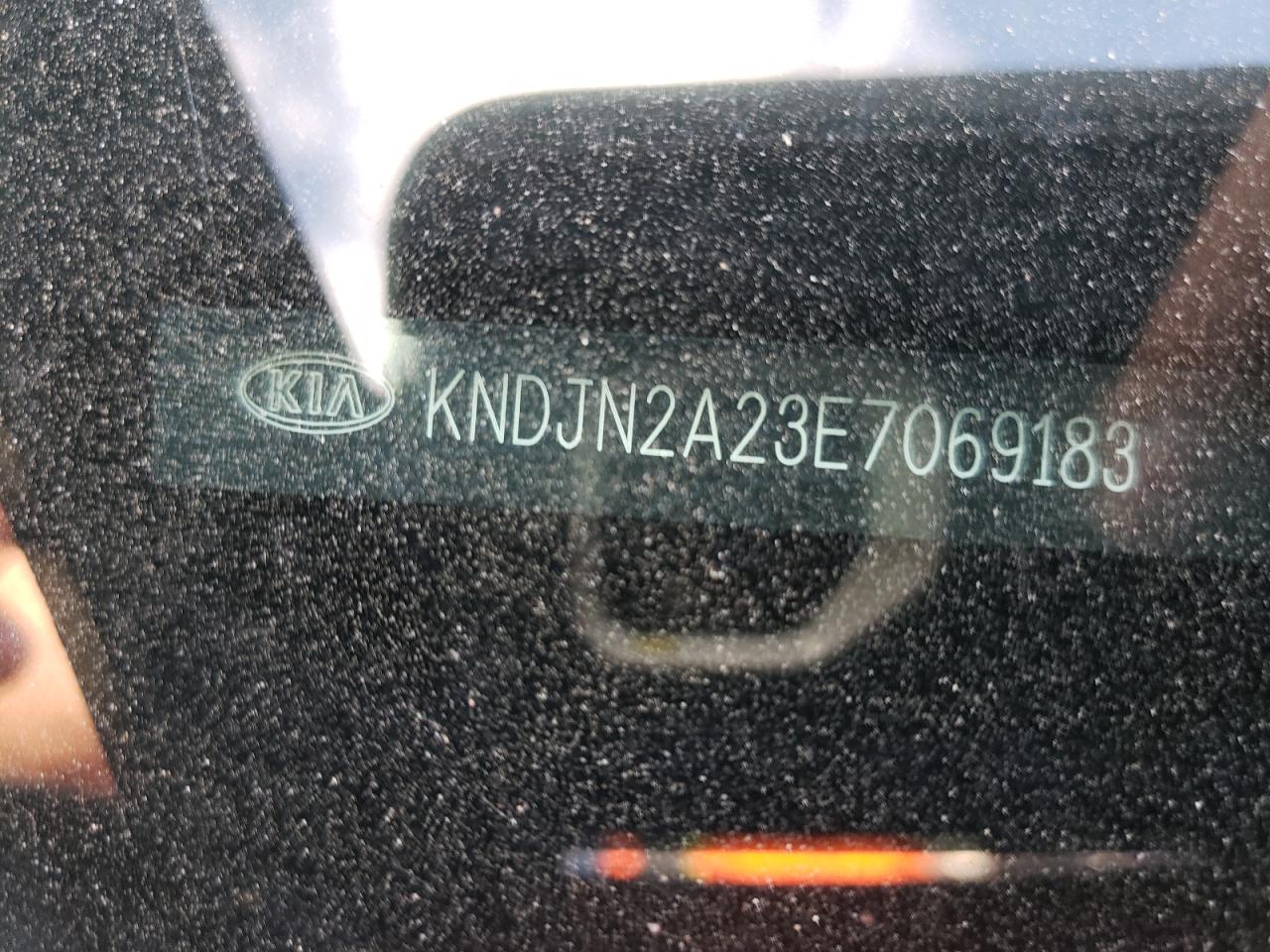 Photo 10 from auction – 2014 KIA SOUL with VIN KNDJN2A23E7069183