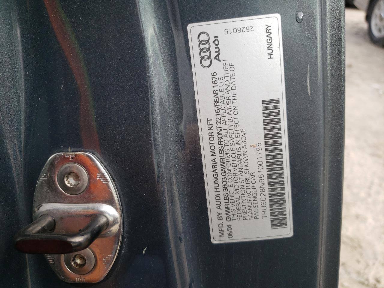 Photo 10 from auction – 2005 AUDI TT with VIN TRUSC28N951001795