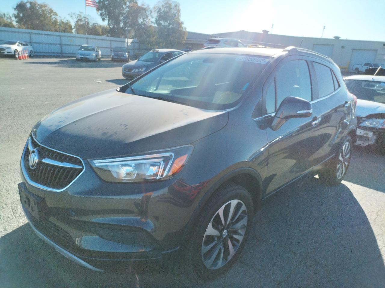 Photo 2 from auction – 2017 BUICK ENCORE PRE with VIN KL4CJESB0HB017154