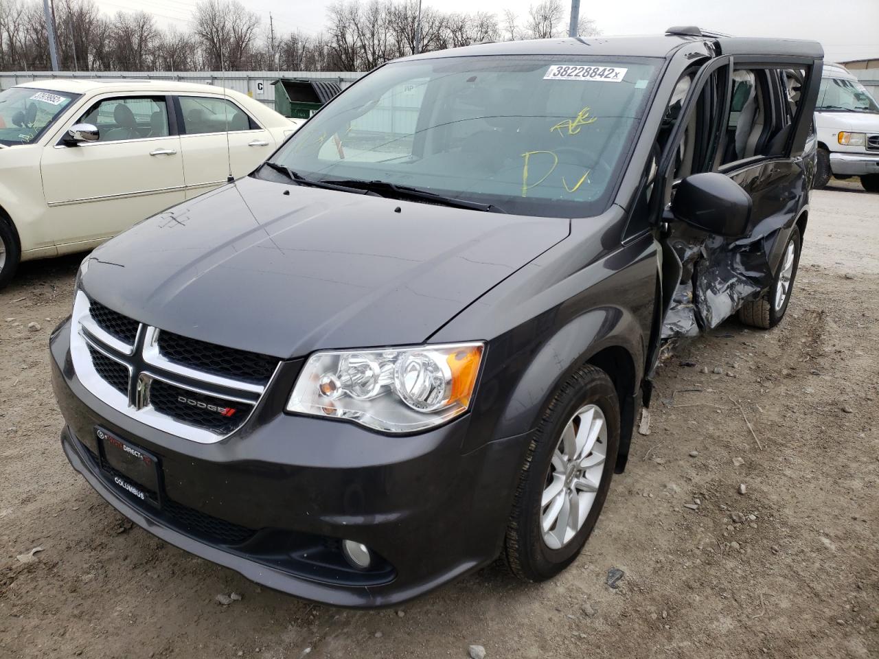 Photo 2 from auction – 2018 DODGE GRAND CARA with VIN 2C4RDGCG2JR326192