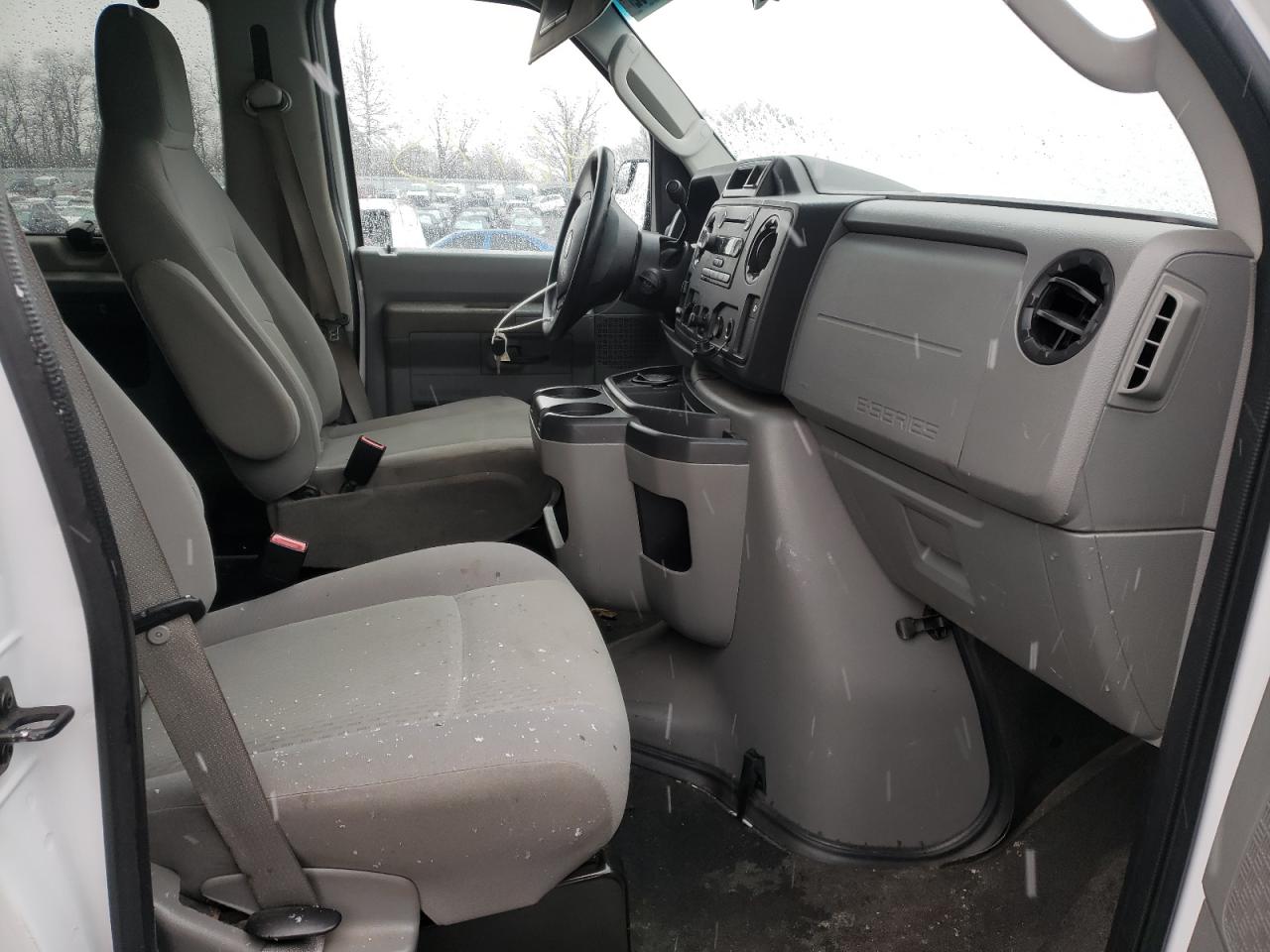 صورة رقم 5 من المزاد - 2010 FORD ECONOLINE مع VIN 1FMNE1BW7ADA95466