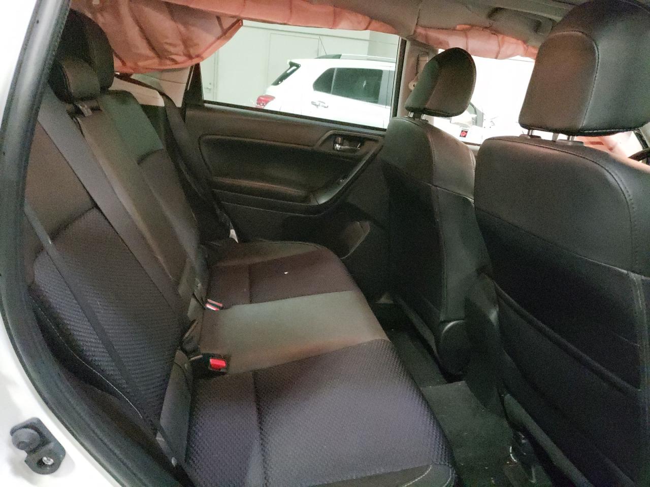 Photo 6 from auction – 2018 SUBARU FORESTER 2 with VIN JF2SJAEC9JH468232