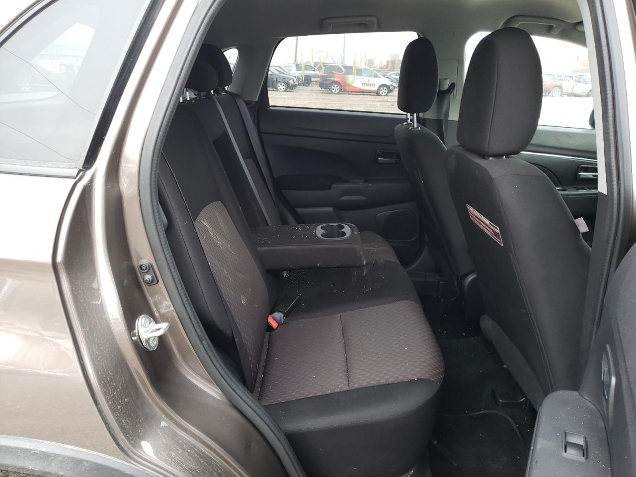 Photo 6 from auction – 2017 MITSUBISHI OUTLANDER with VIN JA4AR3AU0HZ009697