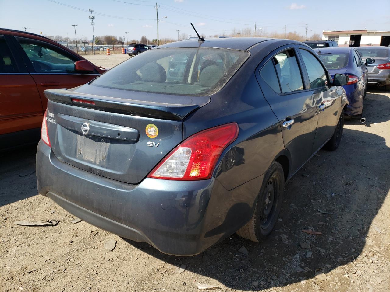 Photo 4 from auction – 2017 NISSAN VERSA S with VIN 3N1CN7AP1HL847663