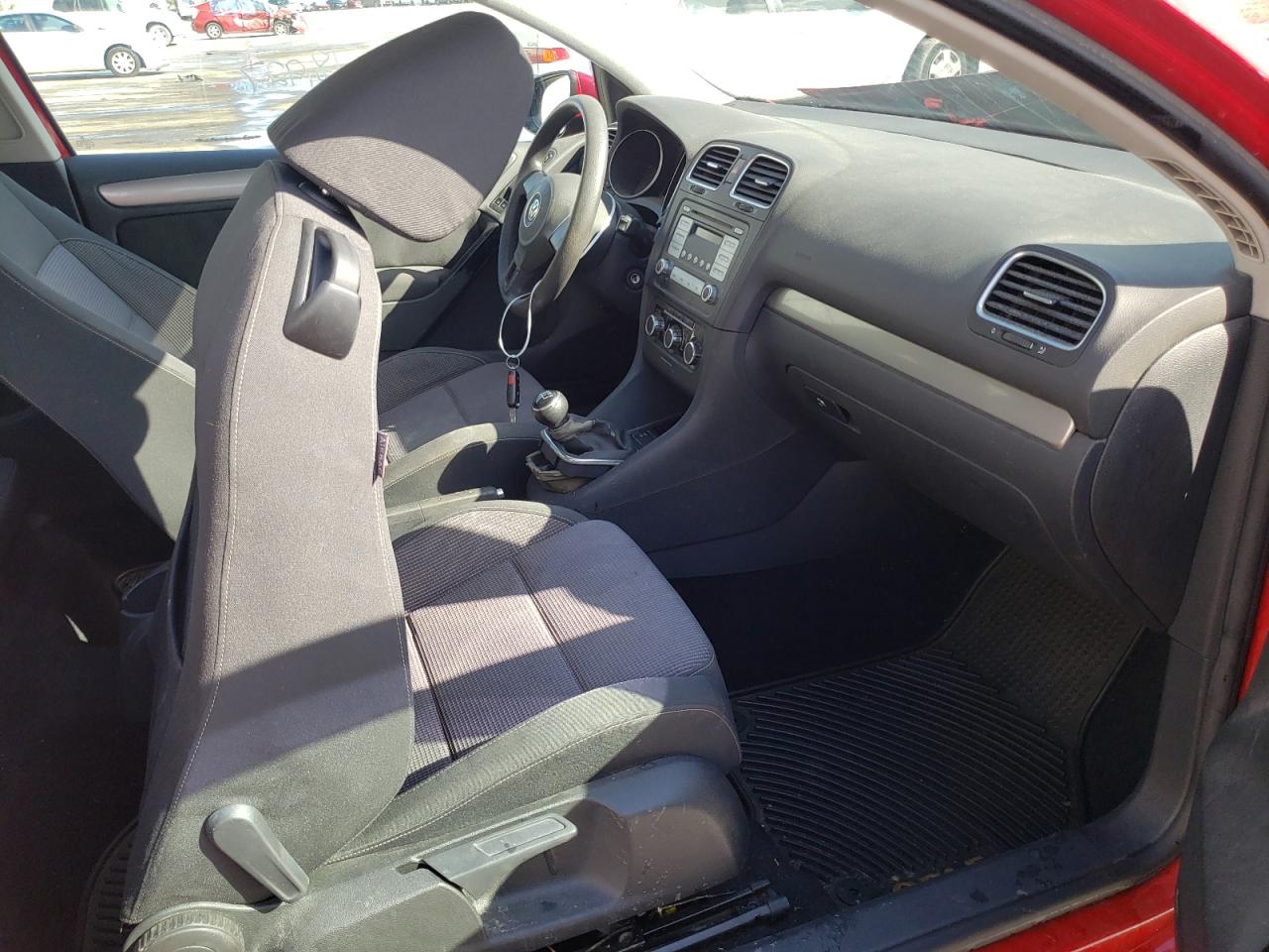 Photo 5 from auction – 2010 VOLKSWAGEN GOLF with VIN WVWAA7AJ3AW221768