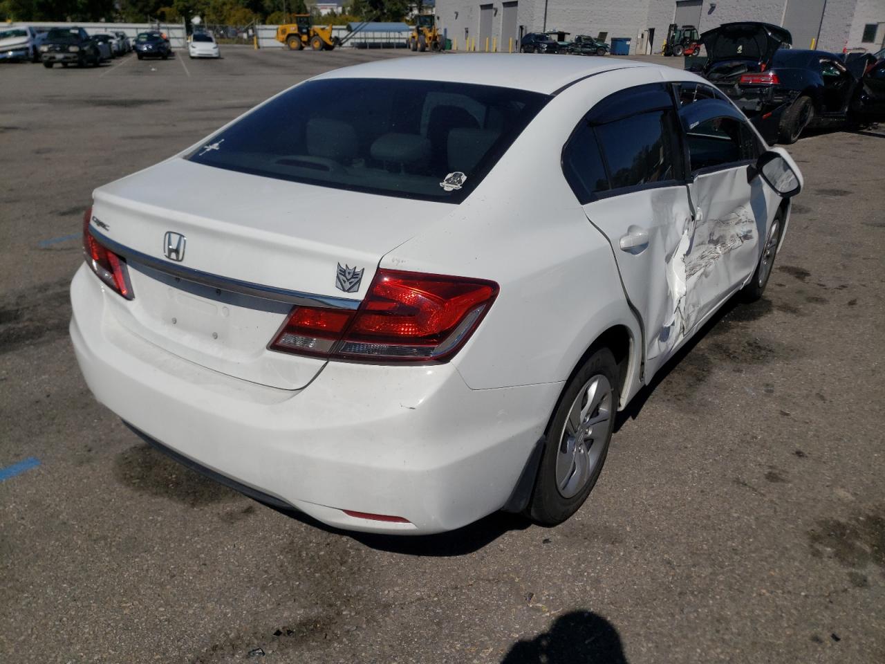 Photo 4 from auction – 2015 HONDA CIVIC LX with VIN 19XFB2F51FE082291