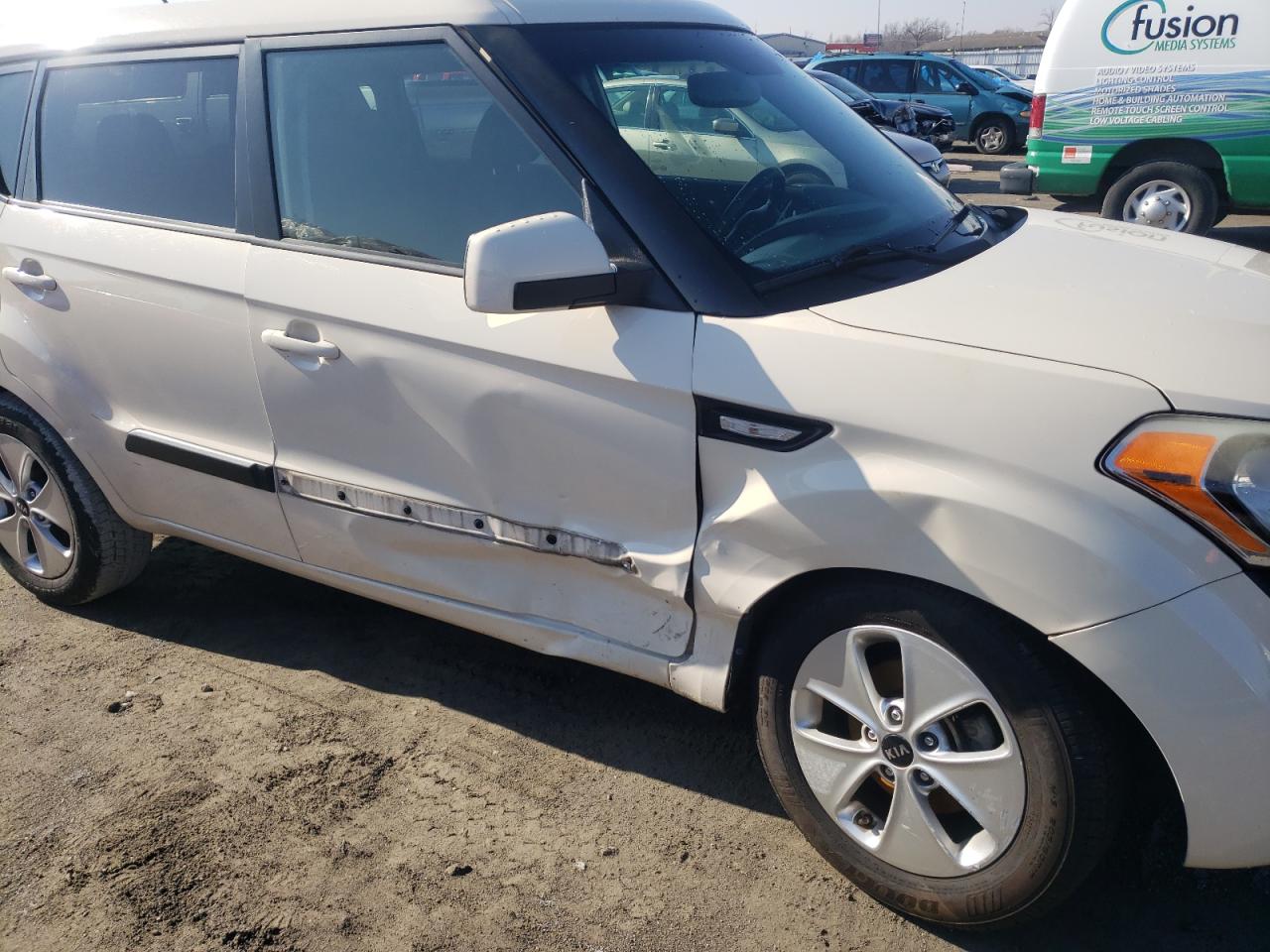 Photo 9 from auction – 2012 KIA SOUL with VIN KNDJT2A59C7442028