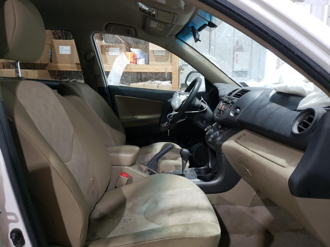 Photo 5 from auction – 2011 TOYOTA RAV4 with VIN 2T3BF4DV3BW103030