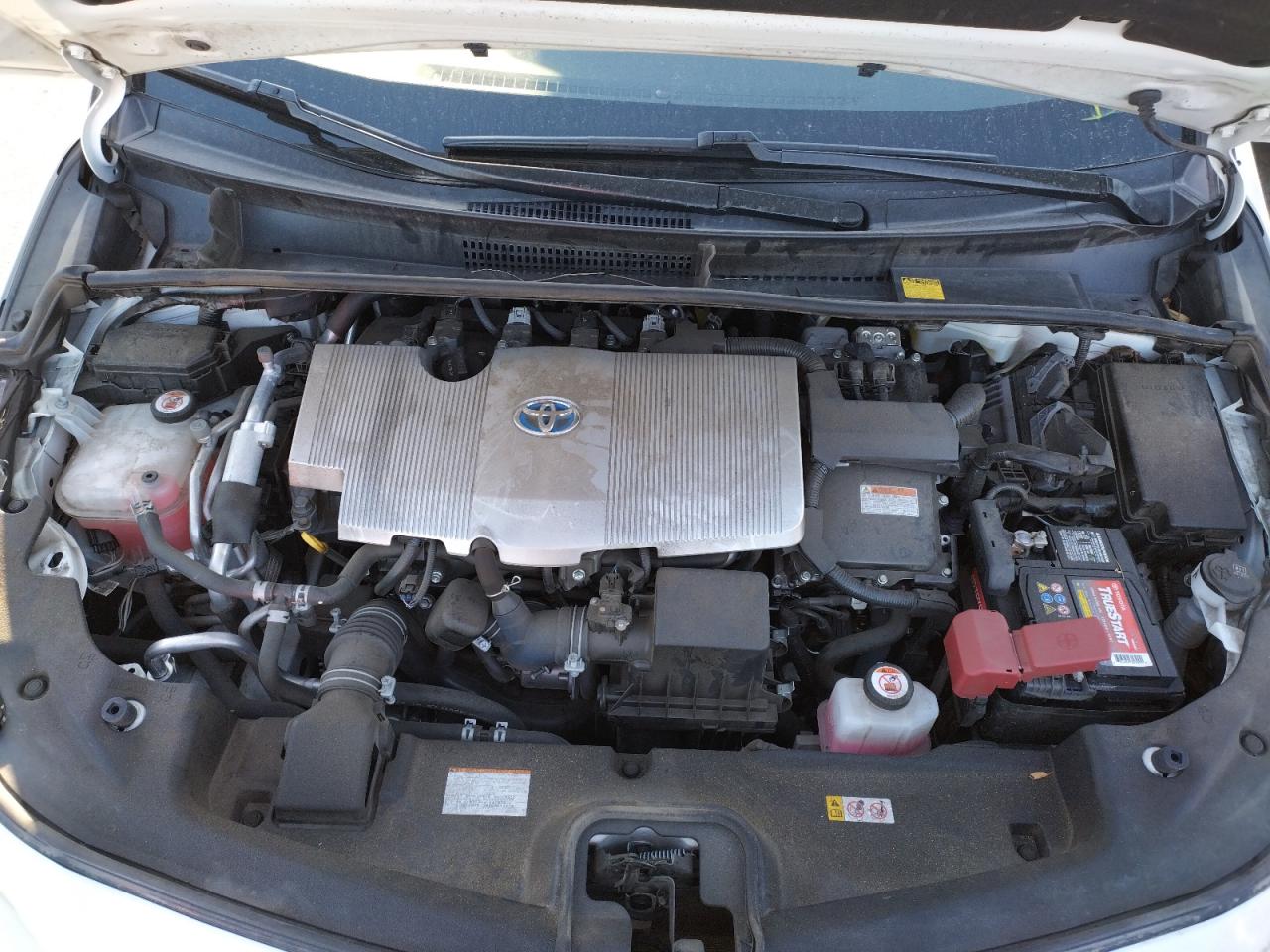Photo 7 from auction – 2017 TOYOTA PRIUS PRIM with VIN JTDKARFP7H3003728