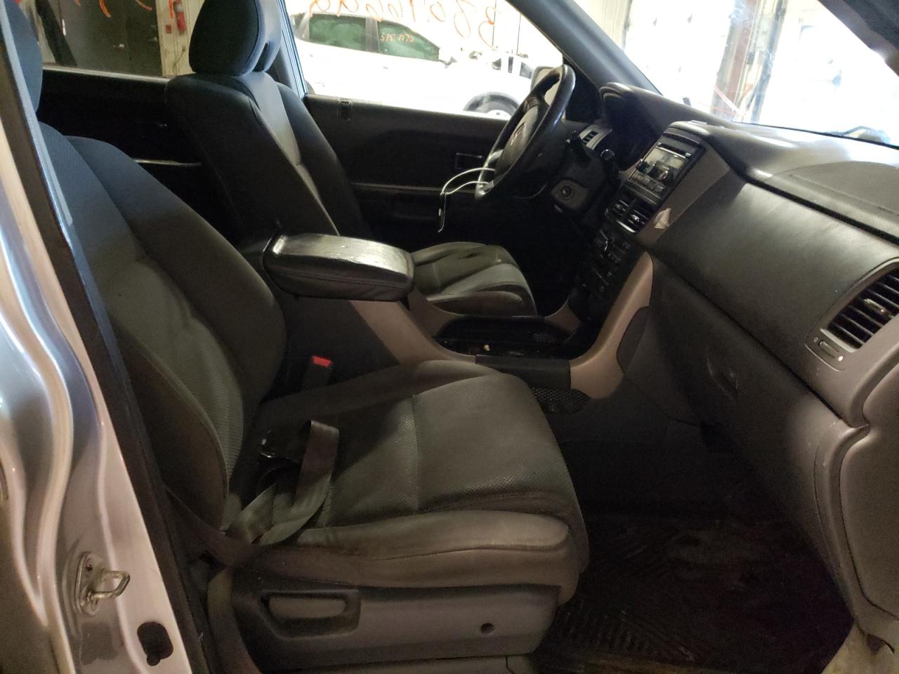 Photo 5 from auction – 2008 HONDA PILOT SE with VIN 5FNYF18368B005254