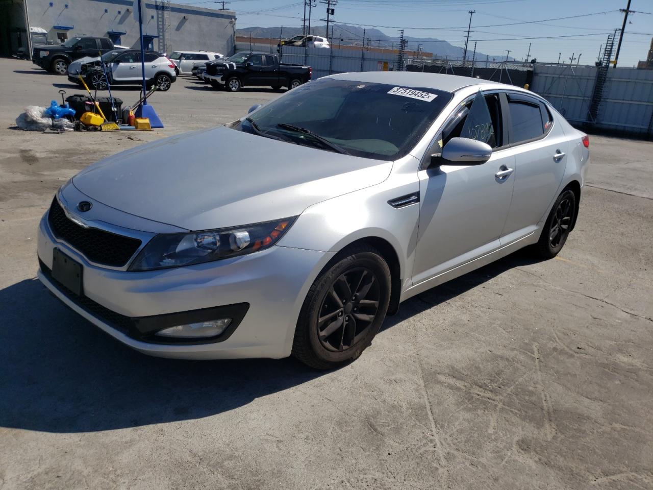 Photo 2 from auction – 2013 KIA OPTIMA LX with VIN KNAGM4A7XD5364812