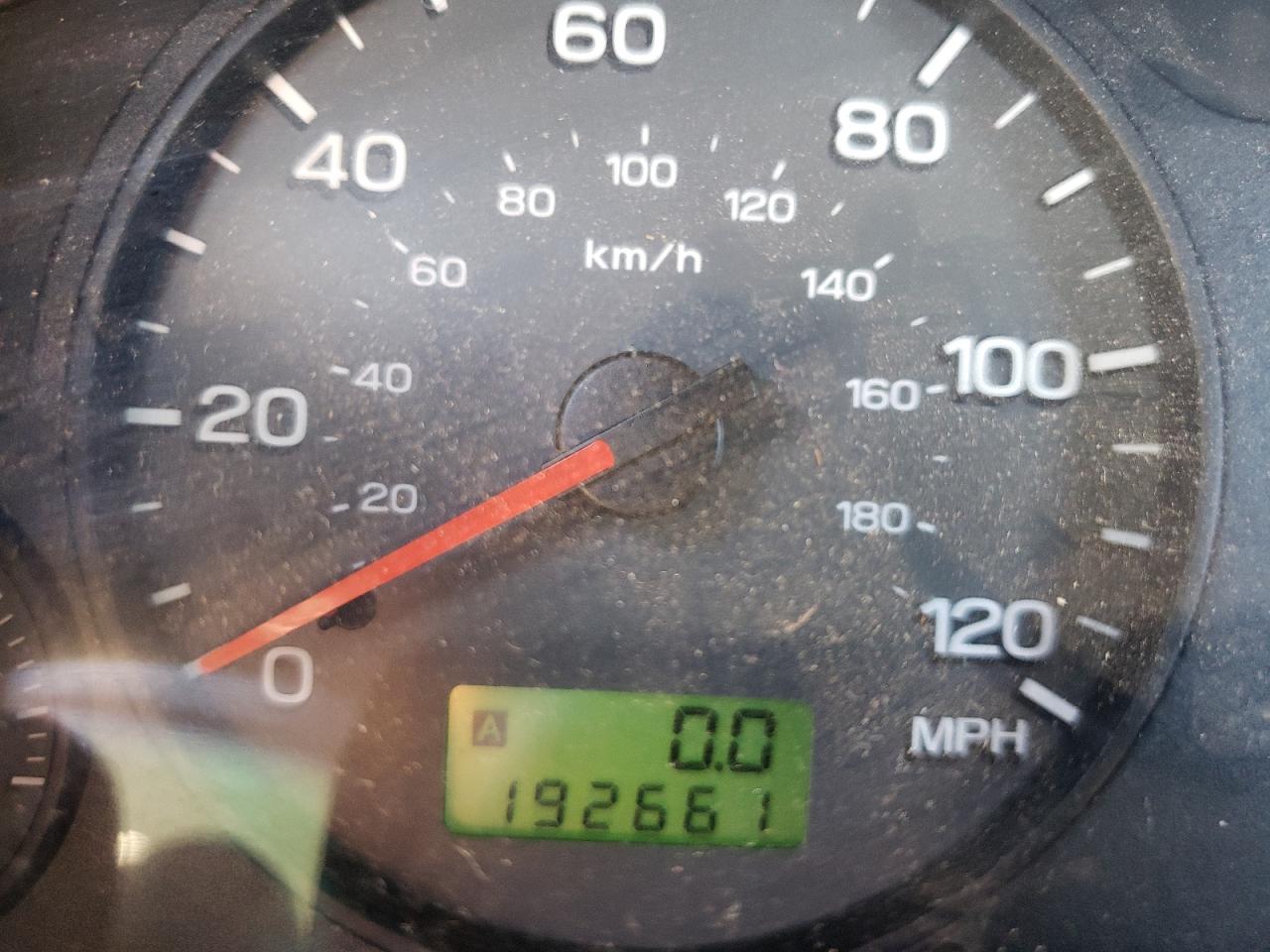 Photo 8 from auction – 2002 SUBARU FORESTER L with VIN JF1SF63542H757009
