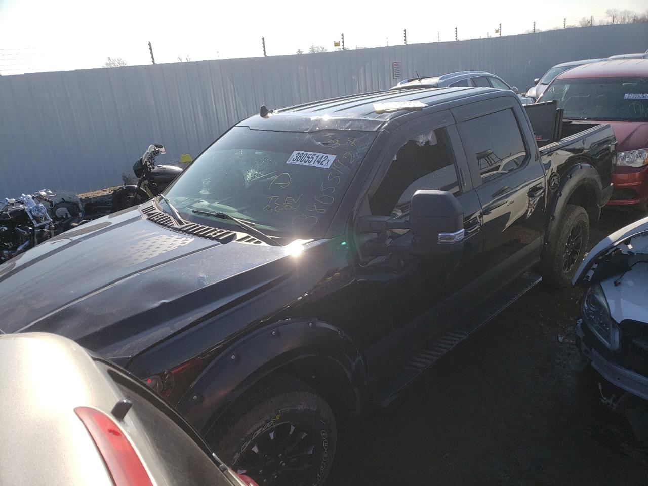 Foto 2 de la subasta – 2018 FORD F150 SUPER con VIN 1FTEW1EP3JFE05042