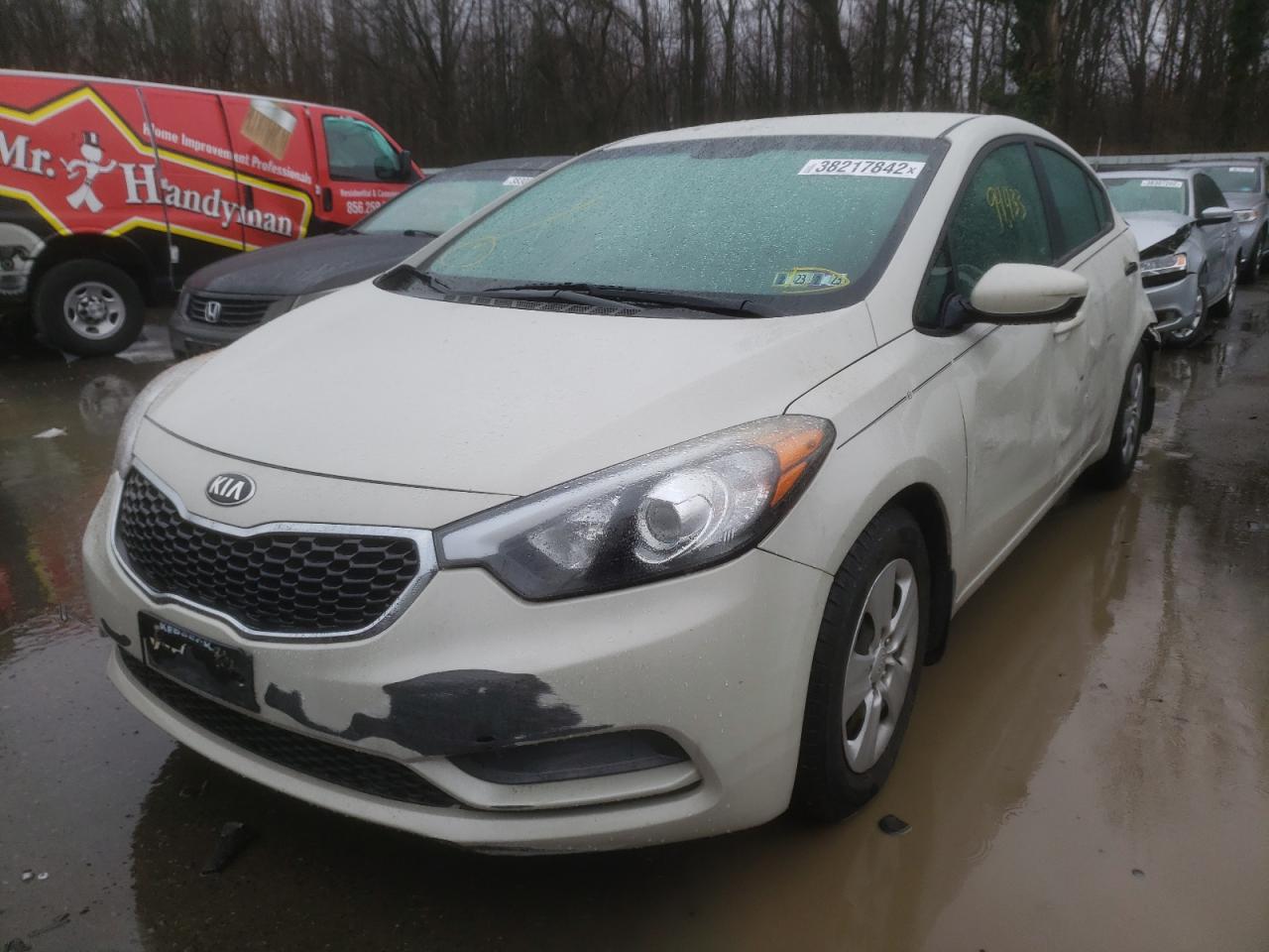 Photo 2 from auction – 2015 KIA FORTE LX with VIN KNAFK4A64F5332238