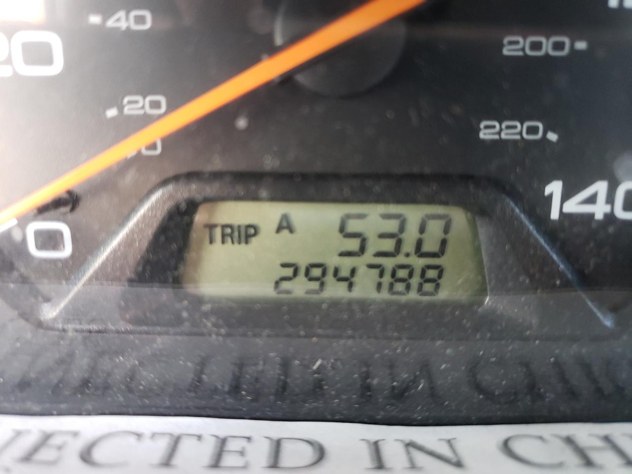Photo 8 from auction – 2002 HONDA ODYSSEY LX with VIN 5FNRL18542B035553