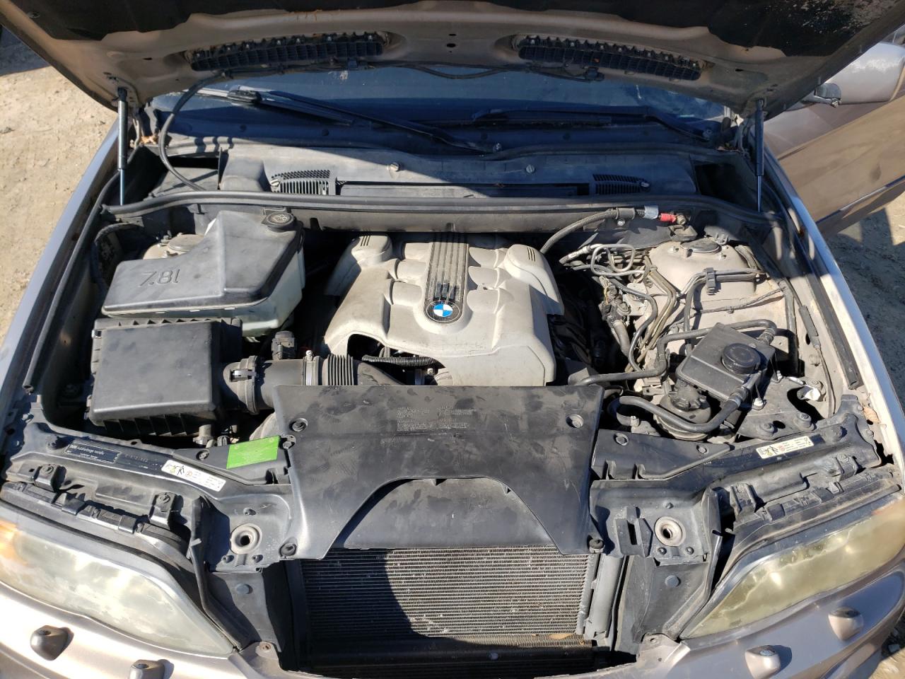 Photo 7 from auction – 2005 BMW X5 4.4I with VIN 5UXFB53515LV12377