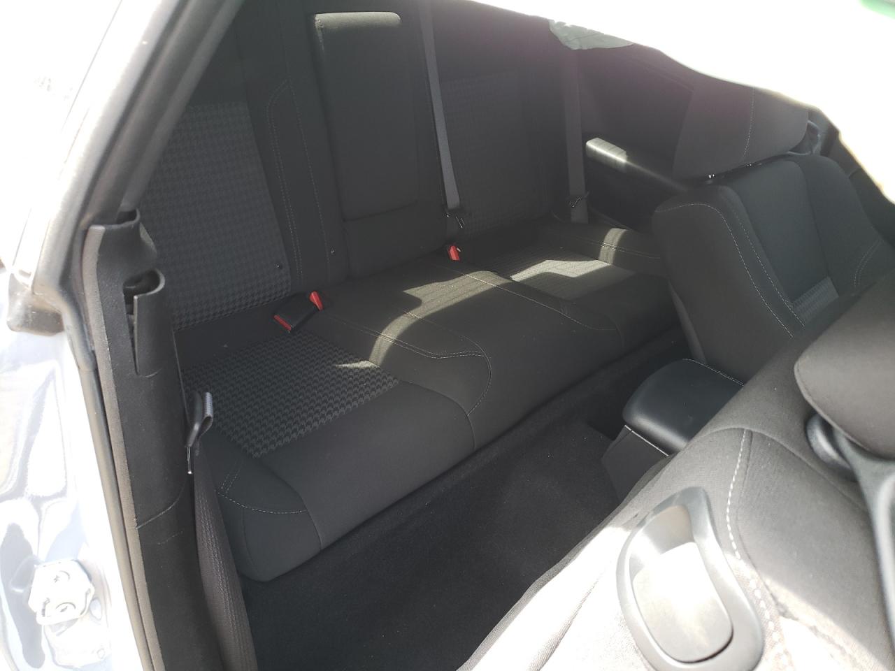 Photo 6 from auction – 2020 DODGE CHALLENGER with VIN 2C3CDZAG5LH246757