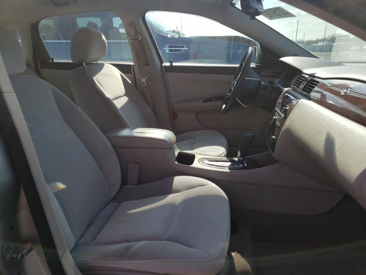 Photo 5 from auction – 2007 CHEVROLET IMPALA LT with VIN 2G1WC58RX79239050