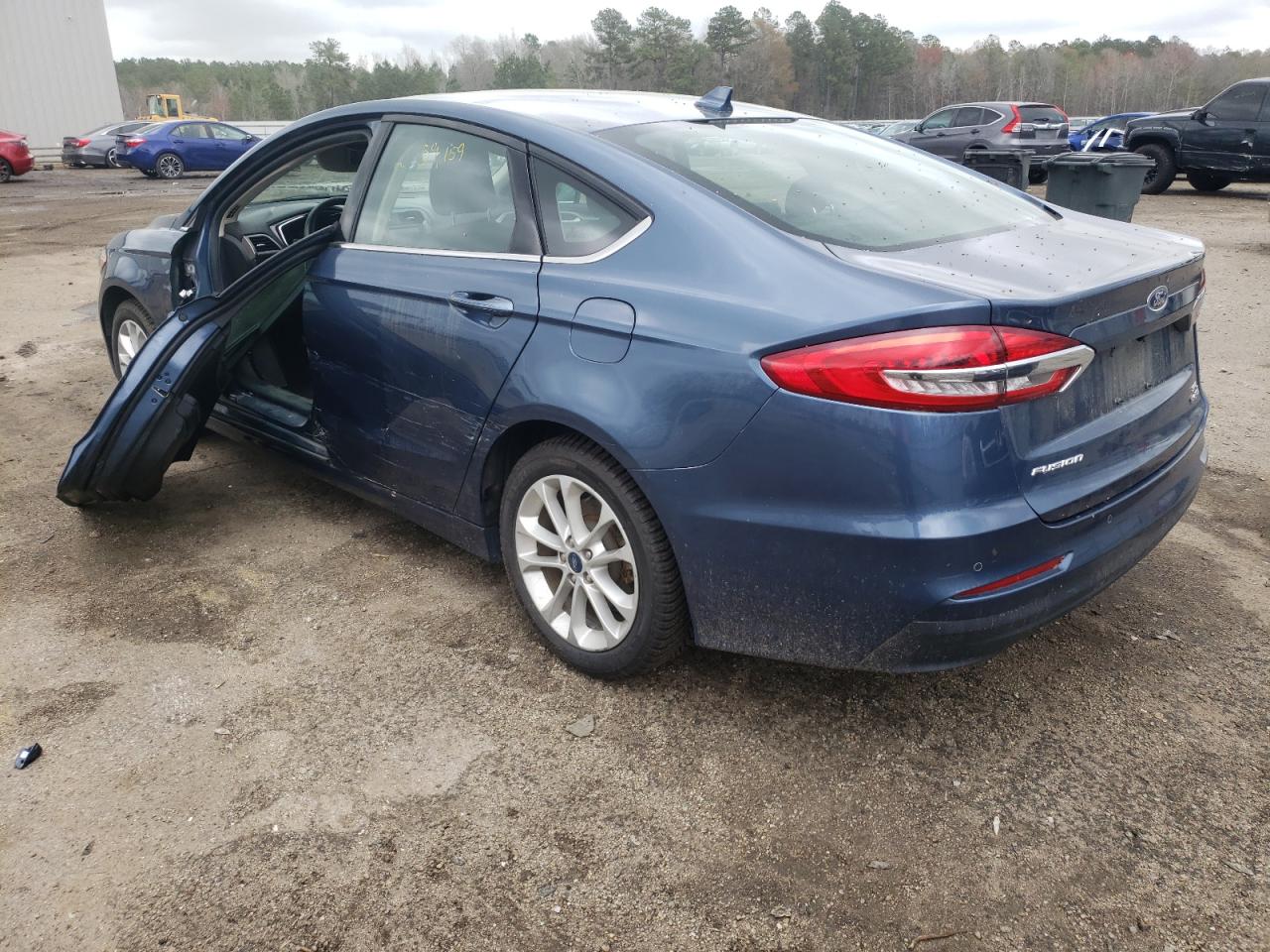 Photo 3 from auction – 2019 FORD FUSION SE with VIN 3FA6P0LU1KR114151