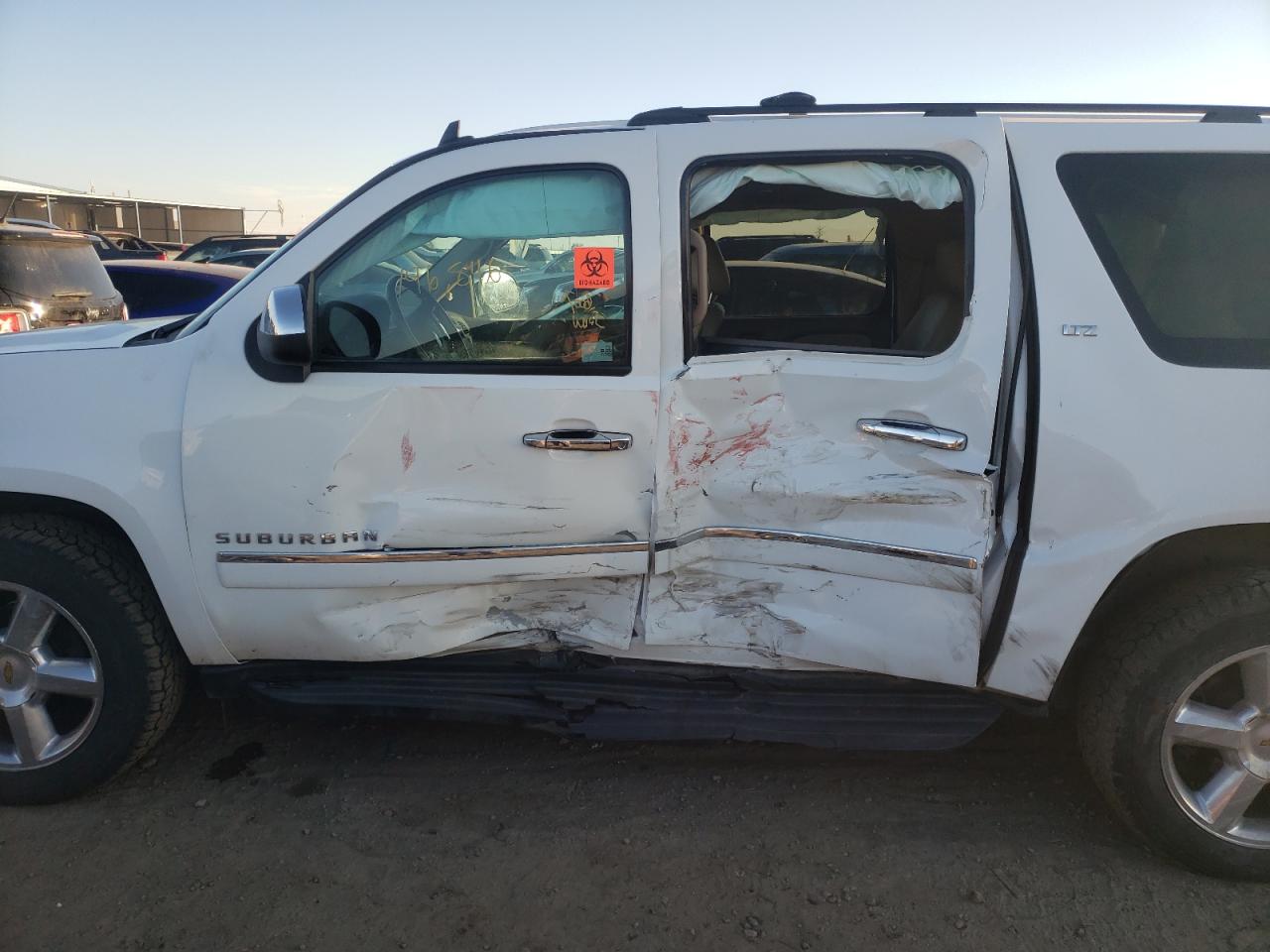 Photo 9 from auction – 2011 CHEVROLET SUBURBAN K with VIN 1GNSKKE30BR233271