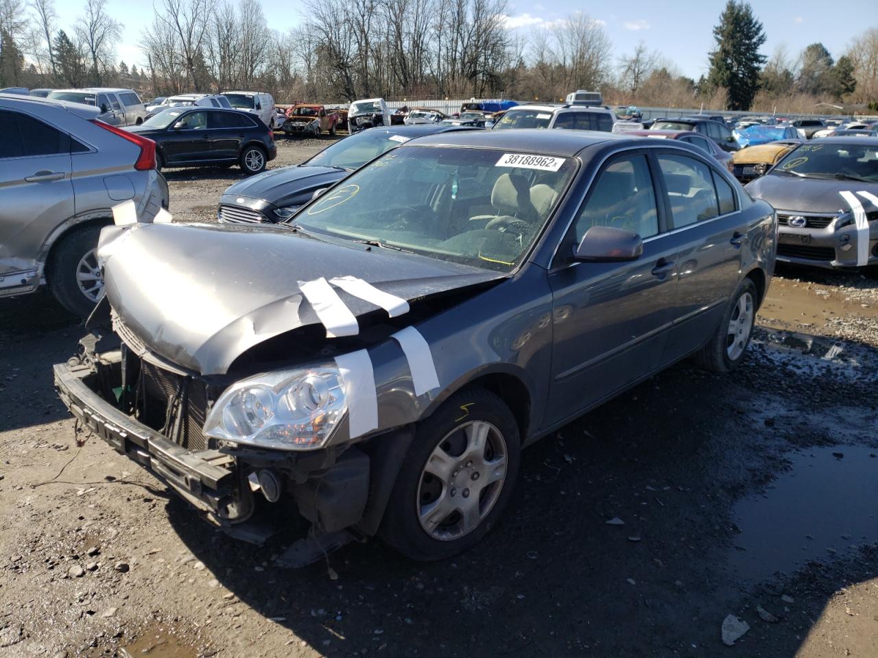 Photo 2 from auction – 2006 KIA OPTIMA LX with VIN KNAGE123765056460