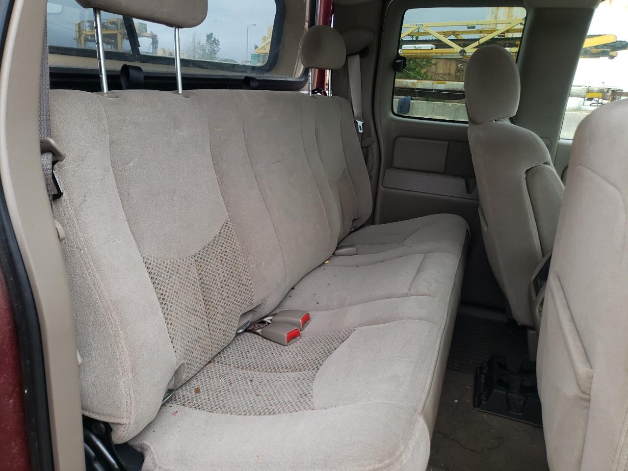 Photo 6 from auction – 2005 CHEVROLET SILVERADO with VIN 1GCEK19B25E229333