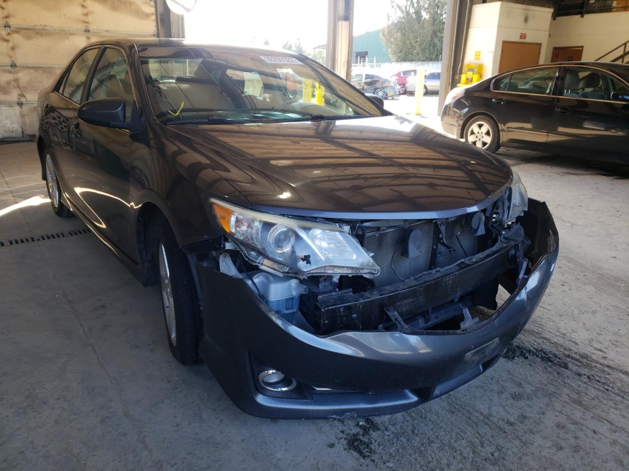 TOYOTA CAMRY L 2014 with VIN 4T1BF1FK8EU416718 - Photo from auction