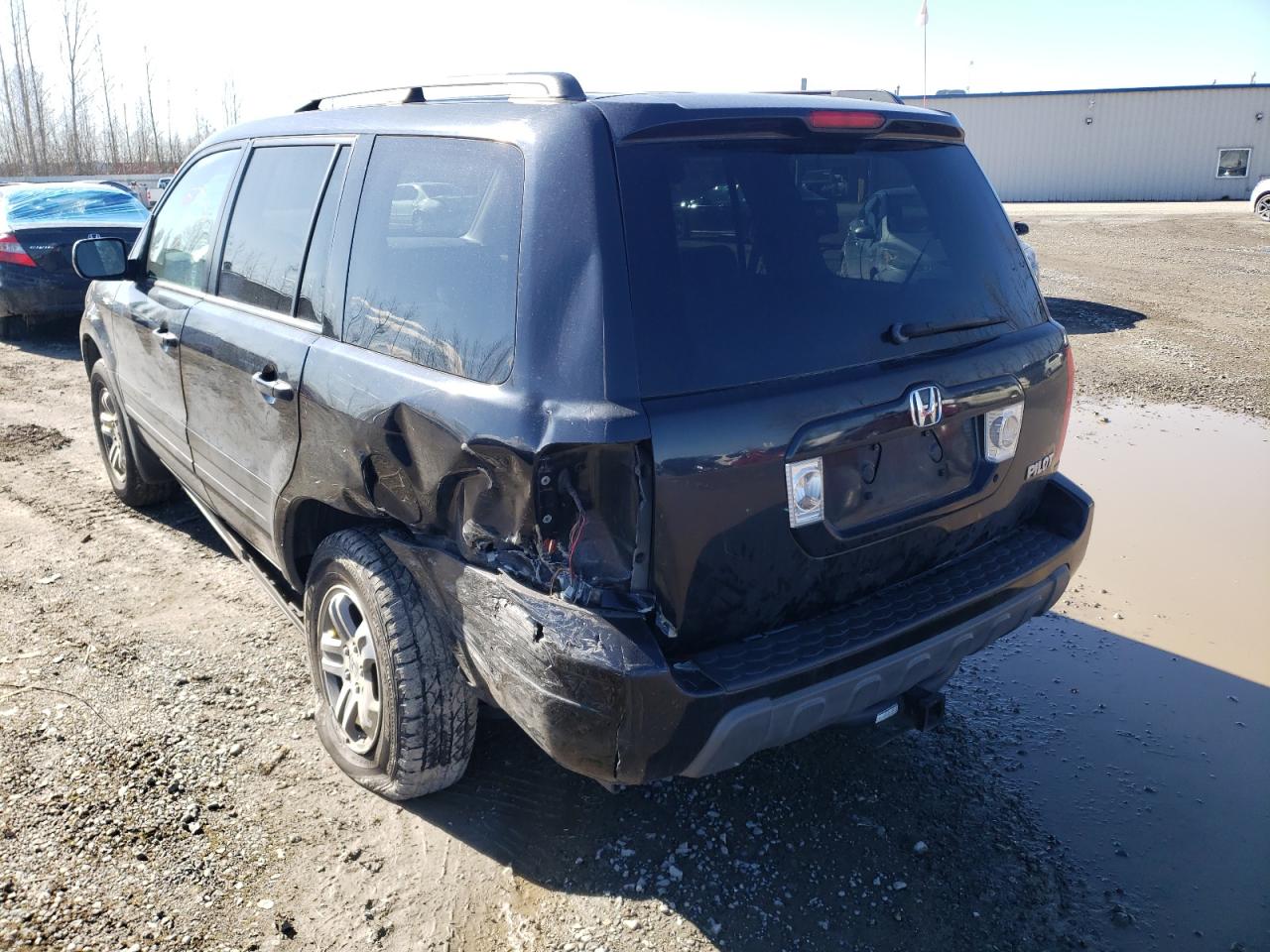 Photo 3 from auction – 2003 HONDA PILOT EX with VIN 2HKYF18483H605762